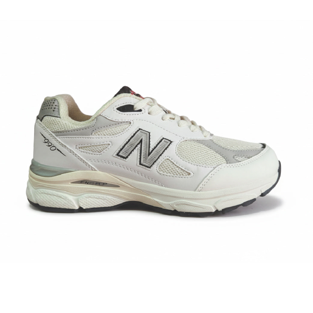 New Balance 990v3