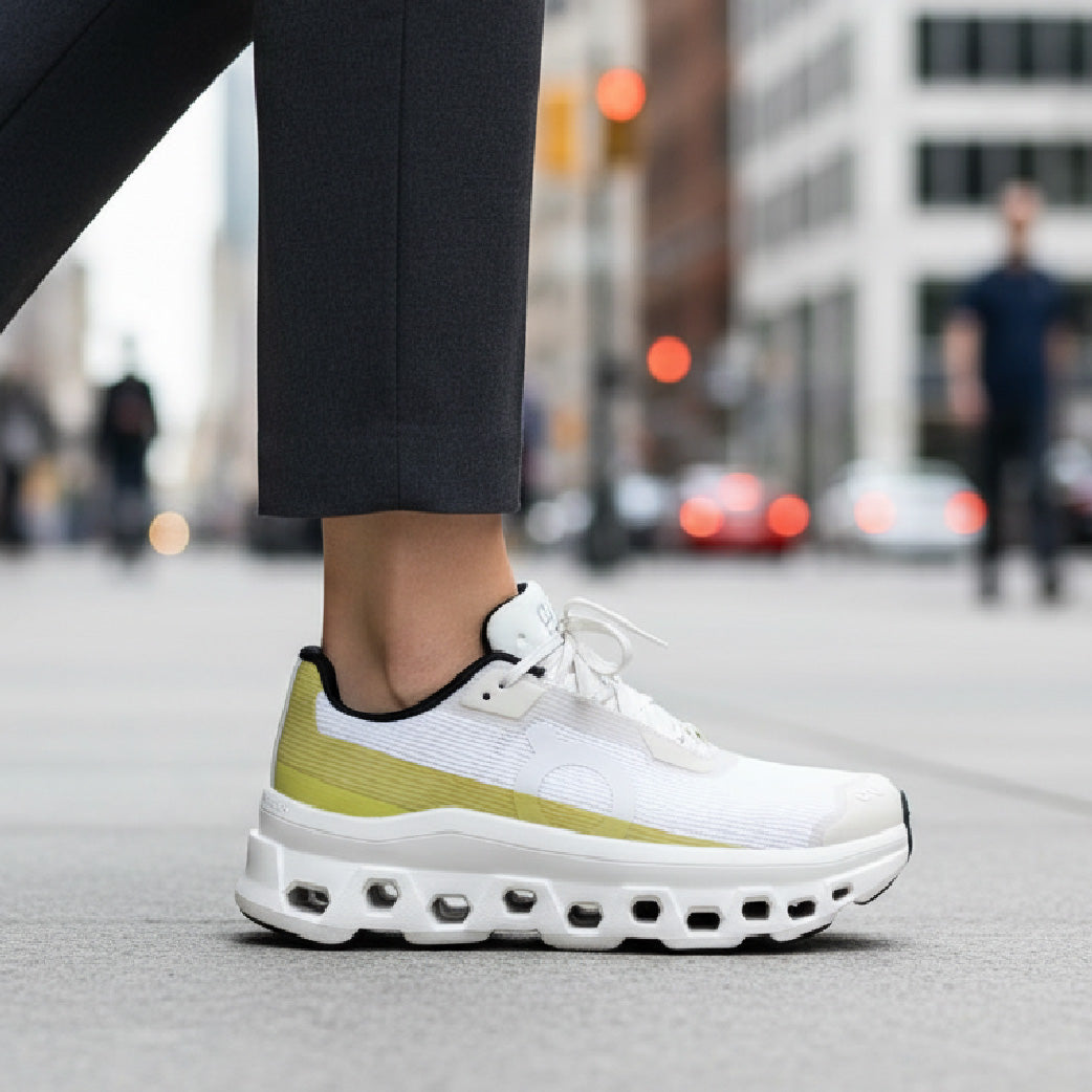 On Cloudmonster Dorado