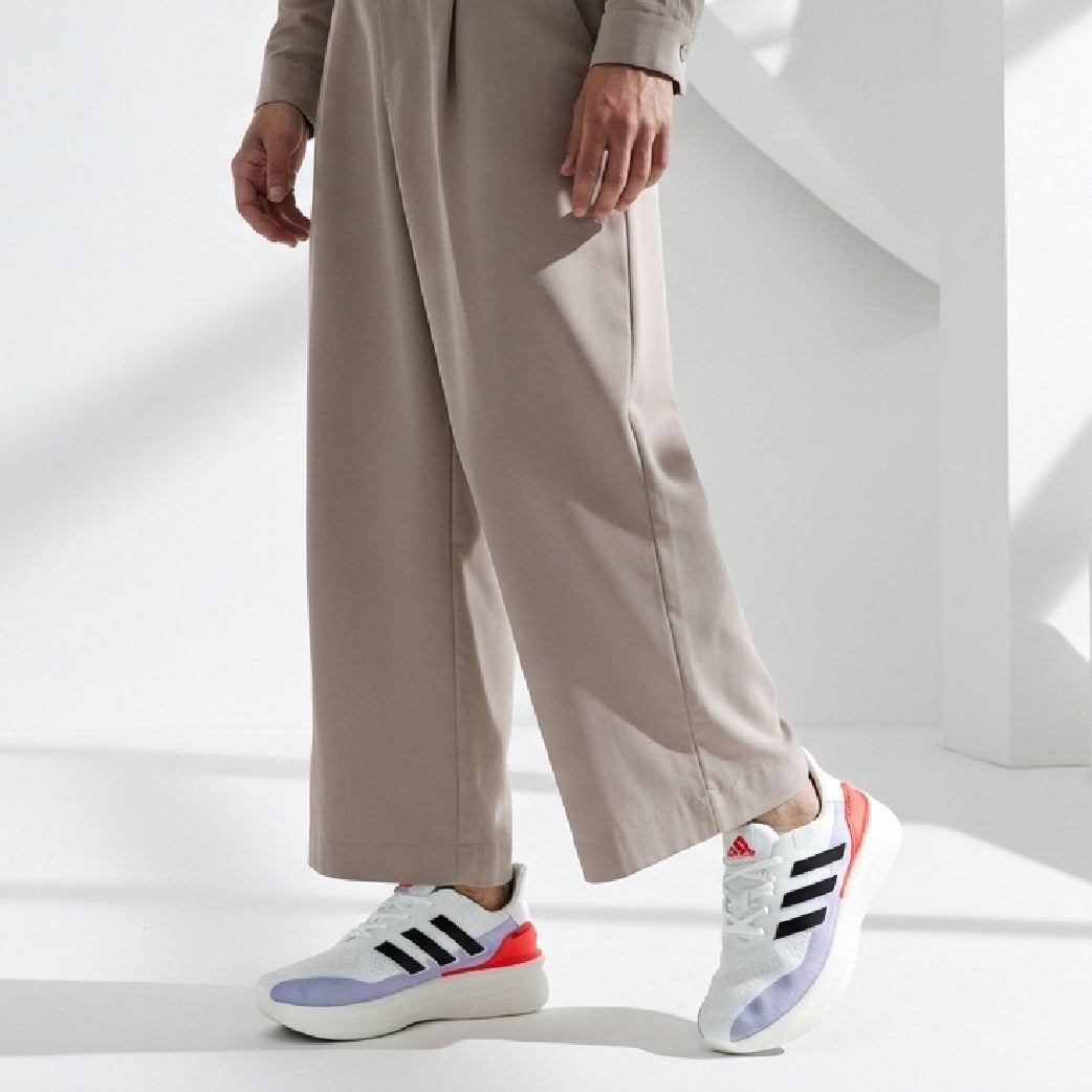 Adidas Ultraboost Light.