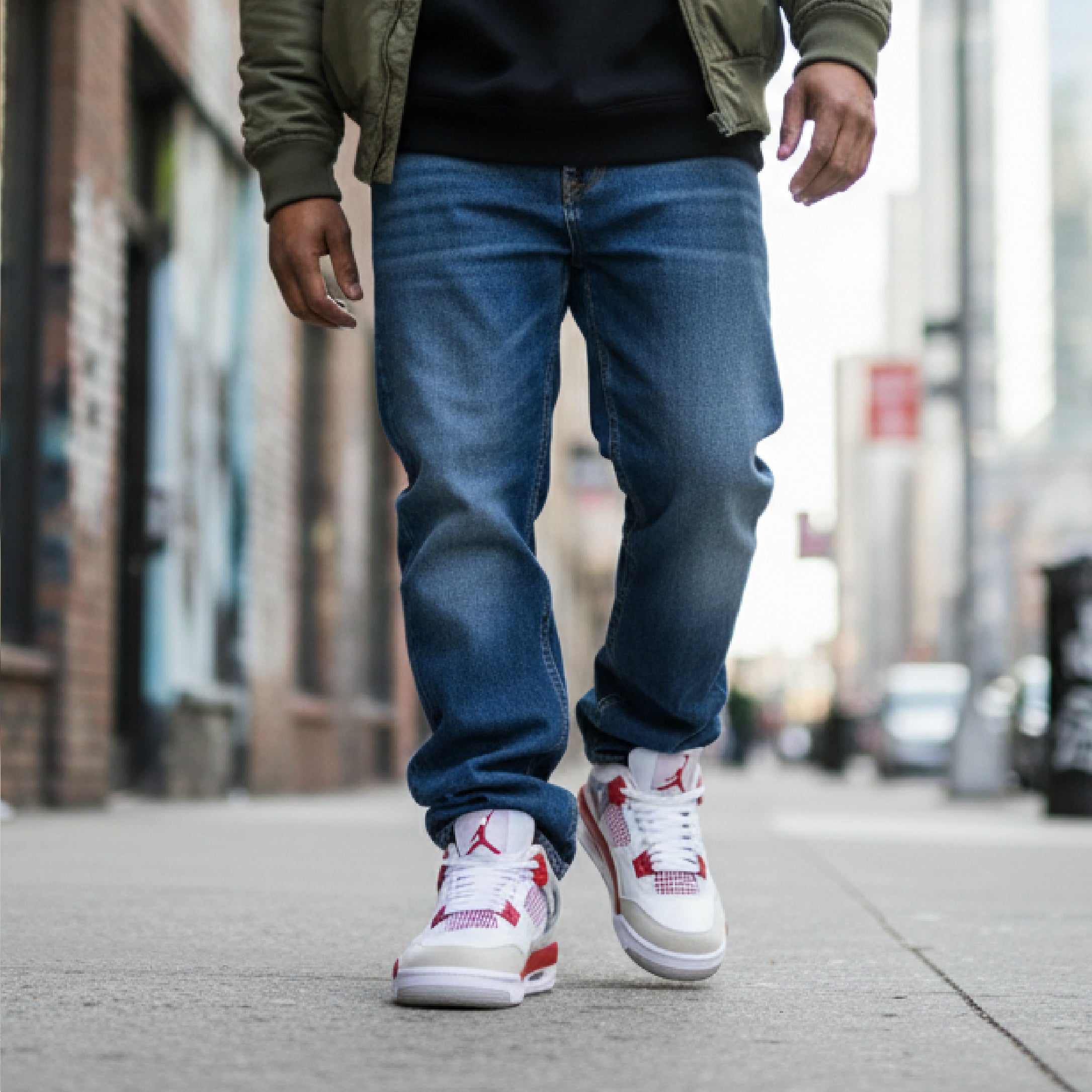 Nike SB x Air Jordan 4