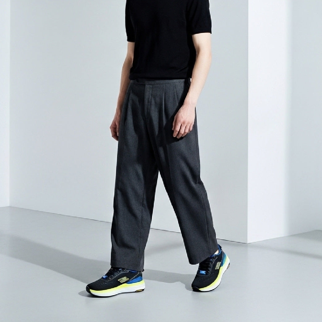 Skechers Max Cushioning